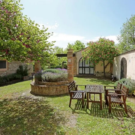 Casa di campagna Macciangrosso Casale Piccolomini *